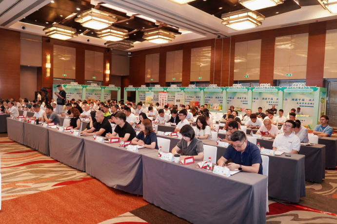 “溯源中国·沈阳臻品”走进重庆 共绘农业合作新篇章