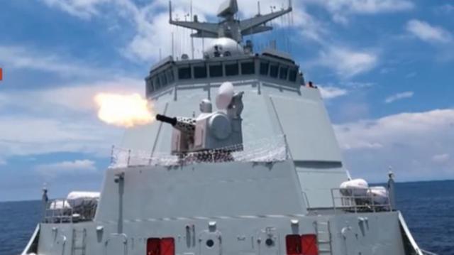 人民海军又一艘052D型导弹驱逐舰亮相